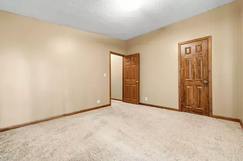Bedroom - 192194 Cheyenne Rd, Tunas, MO 65764 photo 6 of 12
