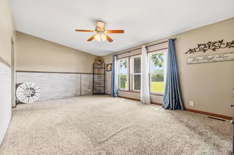 Living - 192194 Cheyenne Rd, Tunas, MO 65764 photo 4 of 6