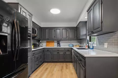 Kitchen - 1209 W Berkeley St, Springfield, MO 65807 photo 1 of 3
