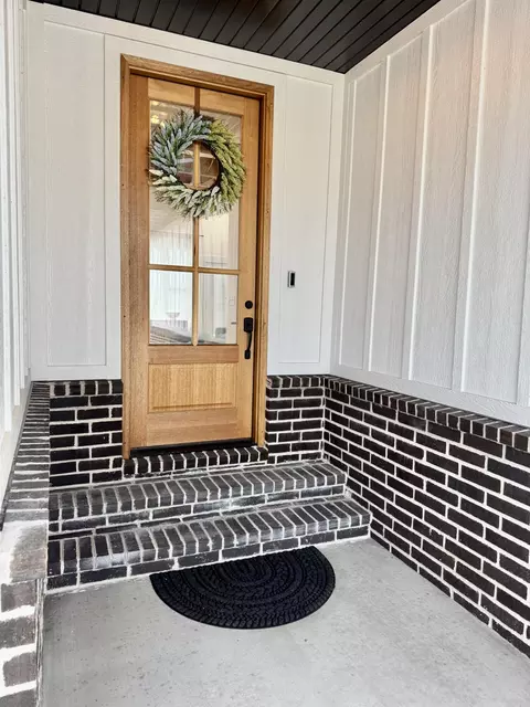 Exterior - 2617 W Webb Rd, Ozark, MO 65721 photo 7 of 14