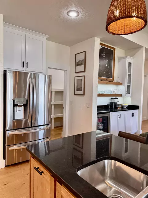 Kitchen - 2617 W Webb Rd, Ozark, MO 65721 photo 8 of 10
