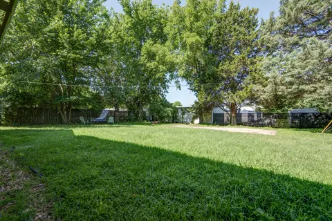 Exterior - 1741 S Lancaster Ave, Springfield, MO 65807 photo 2 of 4