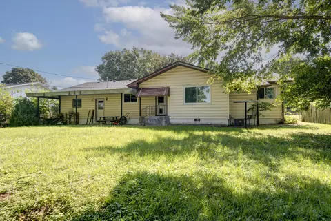 Exterior - 1741 S Lancaster Ave, Springfield, MO 65807 photo 4 of 4