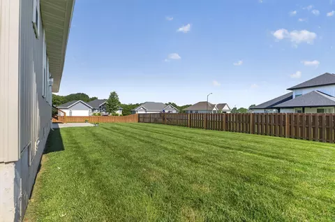 Exterior - 1665 E Pea Ridge Dr, Republic, MO 65738 photo 6 of 13