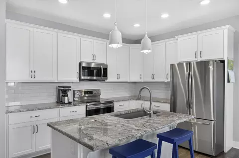 Kitchen - 1665 E Pea Ridge Dr, Republic, MO 65738 photo 1 of 3