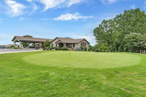 Exterior - 142 Grandview Dr #3, Branson, MO 65616 photo 12 of 14