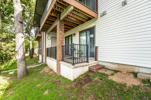 Exterior - 142 Grandview Dr #3, Branson, MO 65616 photo 7 of 14
