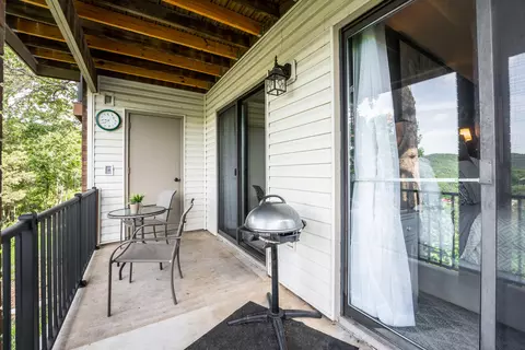Exterior - 142 Grandview Dr #3, Branson, MO 65616 photo 8 of 14
