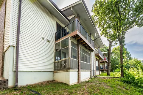 Exterior - 142 Grandview Dr #3, Branson, MO 65616 photo 6 of 14