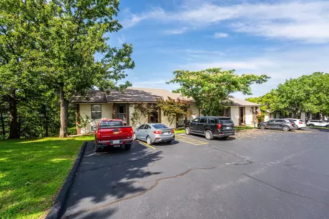Exterior - 142 Grandview Dr #3, Branson, MO 65616 photo 5 of 14