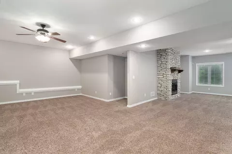 Living - 2342 W Darby St, Springfield, MO 65810 photo 11 of 13