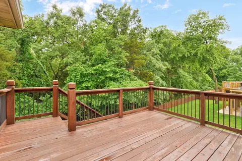Exterior - 2342 W Darby St, Springfield, MO 65810 photo 6 of 12