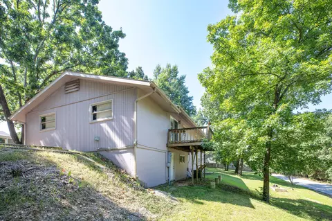 Exterior - 35 Hilltop Ln, Branson, MO 65616 photo 4 of 7