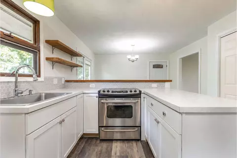 Kitchen - 35 Hilltop Ln, Branson, MO 65616 photo 1 of 2
