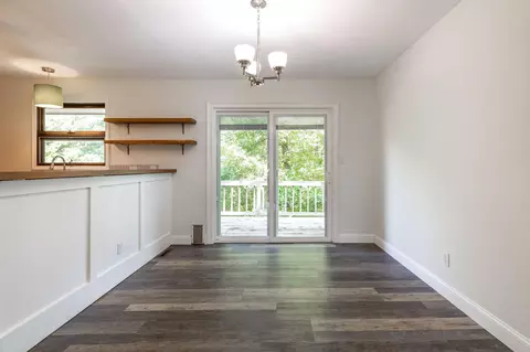 Living - 35 Hilltop Ln, Branson, MO 65616 photo 3 of 5