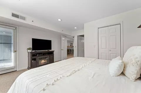 Bedroom - 146 Bunker Ridge Dr #10, Branson, MO 65616 photo 2 of 3