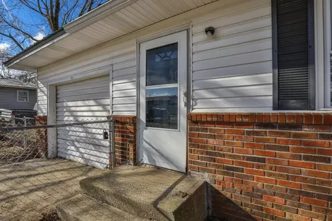 101 S Norma St, Exeter, MO 65647 photo 4