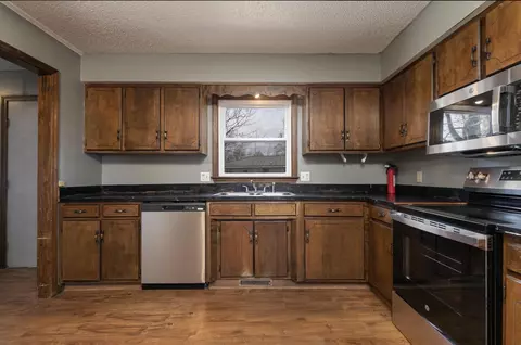 101 S Norma St, Exeter, MO 65647 photo 8