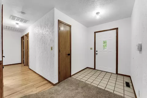 Entry Way - 908 Domino Ct, Nixa, MO 65714 photo 1 of 2