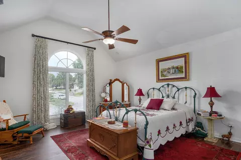 Bedroom - 4868 E Utica St, Springfield, MO 65809 photo 1 of 6