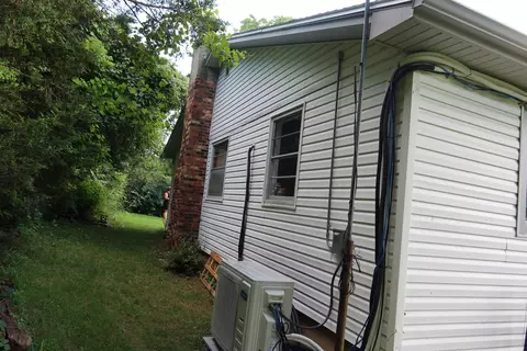Exterior - 28076 Kings River Rd, Shell Knob, MO 65747 photo 5 of 8