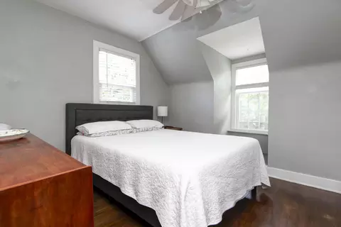 Bedroom - 1460 E Grand St, Springfield, MO 65804 photo 2 of 2