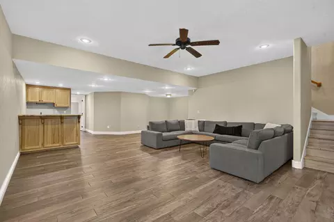 Living - 5079 E Farm Road 122, Springfield, MO 65802 photo 5 of 7