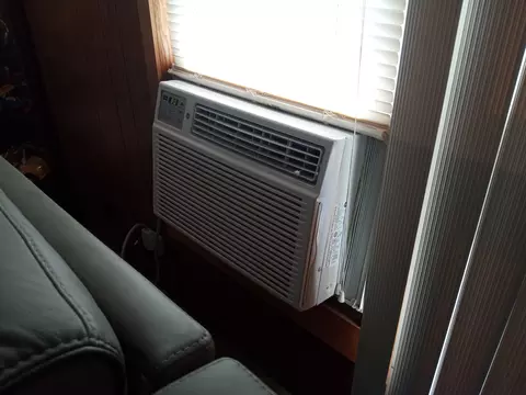 Living - 2422 State Highway 73, Tunas, MO 65764 photo 3 of 3