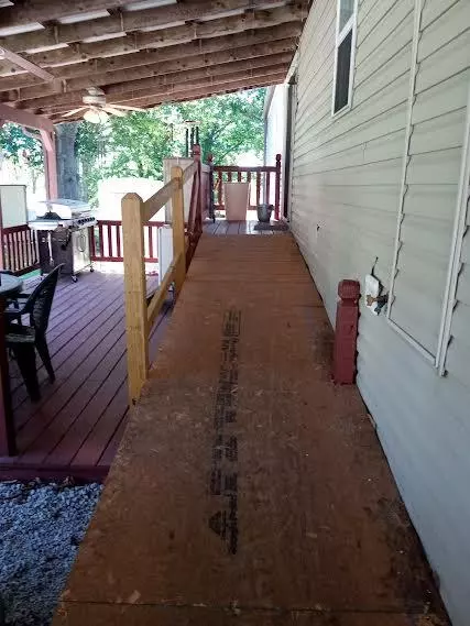Exterior - 2422 State Highway 73, Tunas, MO 65764 photo 3 of 5