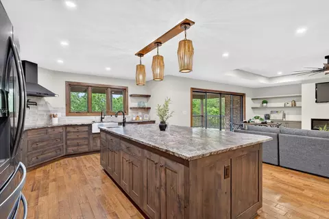 Kitchen - 1230 E 567th Rd, Willard, MO 65781 photo 4 of 8