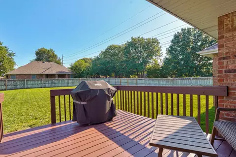 Exterior - 4668 S Warren Rd, Springfield, MO 65810 photo 5 of 11