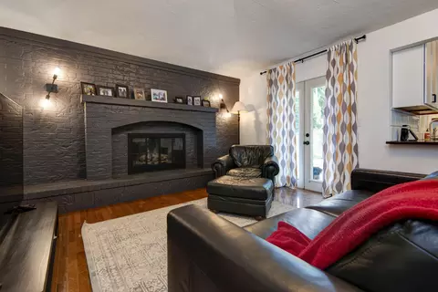 Living - 1433 S Charing Rd, Springfield, MO 65809 photo 2 of 4