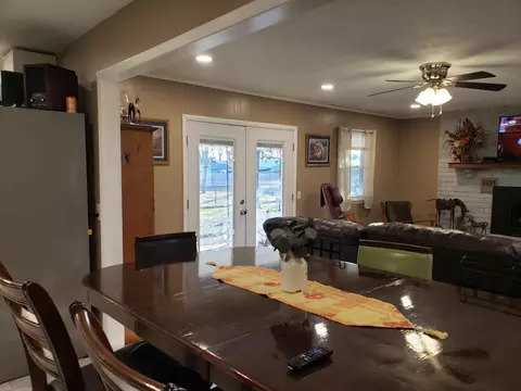 Dining - 405 Watson St, Willard, MO 65781 photo 3 of 4