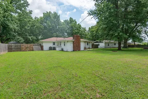Exterior - 405 Watson St, Willard, MO 65781 photo 7 of 7