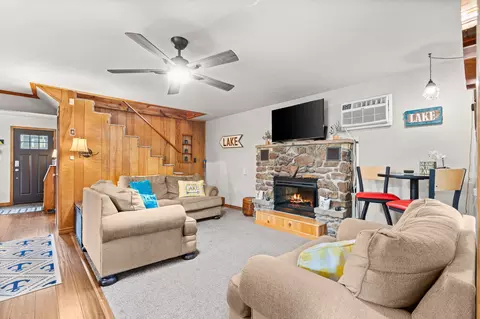 Living - 88 Montgomery Cir, Branson West, MO 65737 photo 1 of 6