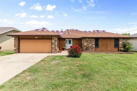 Exterior - 539 Erie St, Springfield, MO 65807 photo 2 of 8