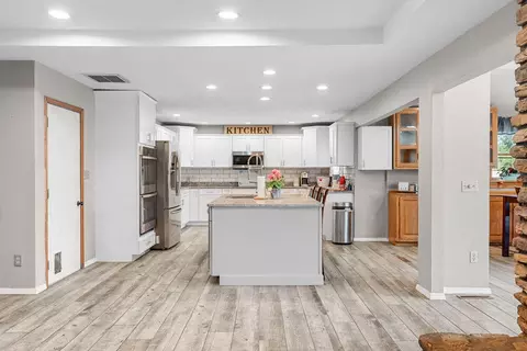 Kitchen - 539 Erie St, Springfield, MO 65807 photo 1 of 6