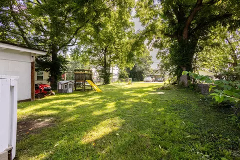 207 N Maple St, Monett, MO 65708 photo 22