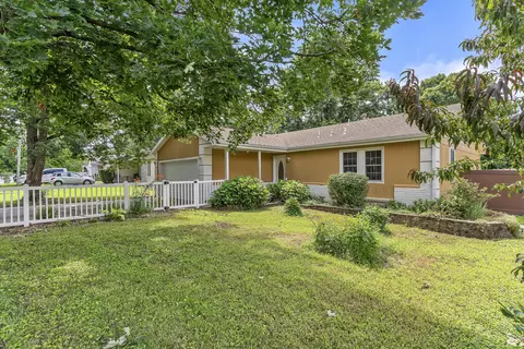1710 W Whiteside St, Springfield, MO 65807 photo 3