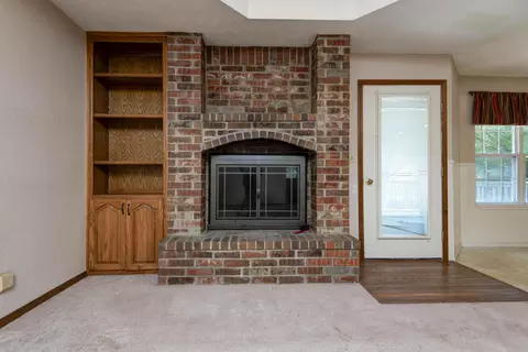 Living - 4336 W 3rd St, Battlefield, MO 65619 photo 1 of 2