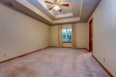Bedroom - 4336 W 3rd St, Battlefield, MO 65619 photo 2 of 3