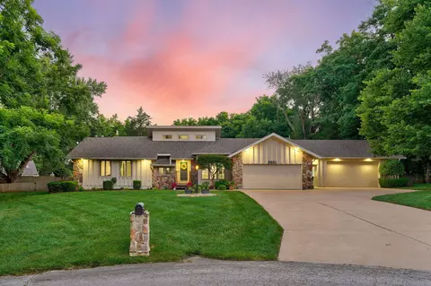 Exterior - 5201 S Timberlake Dr, Springfield, MO 65804 photo 2 of 19