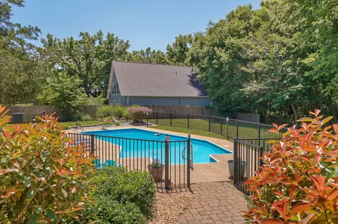 Exterior - 5201 S Timberlake Dr, Springfield, MO 65804 photo 7 of 19