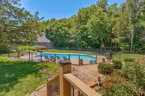 Exterior - 5201 S Timberlake Dr, Springfield, MO 65804 photo 6 of 19