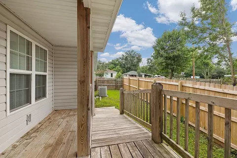 Exterior - 1103 S Overhill Ave, Springfield, MO 65802 photo 6 of 8