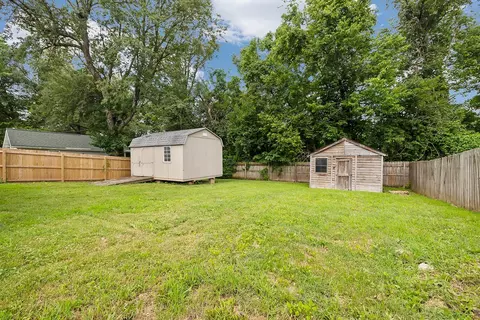 Exterior - 1103 S Overhill Ave, Springfield, MO 65802 photo 4 of 8