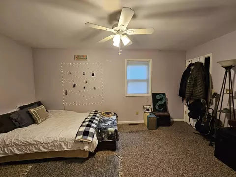 Bedroom - 1157 E Dade 186, Ash Grove, MO 65604 photo 4 of 9
