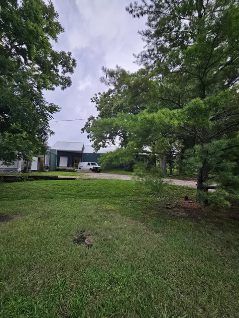 Exterior - 1157 E Dade 186, Ash Grove, MO 65604 photo 48 of 49