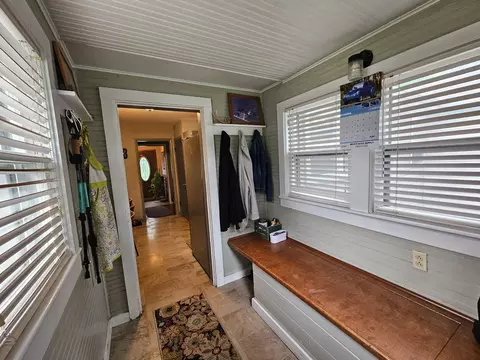 Entry Way - 1157 E Dade 186, Ash Grove, MO 65604 photo 12 of 13