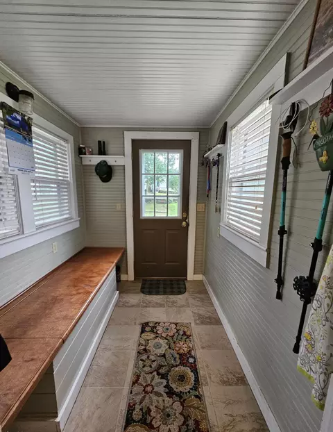 Entry Way - 1157 E Dade 186, Ash Grove, MO 65604 photo 6 of 13